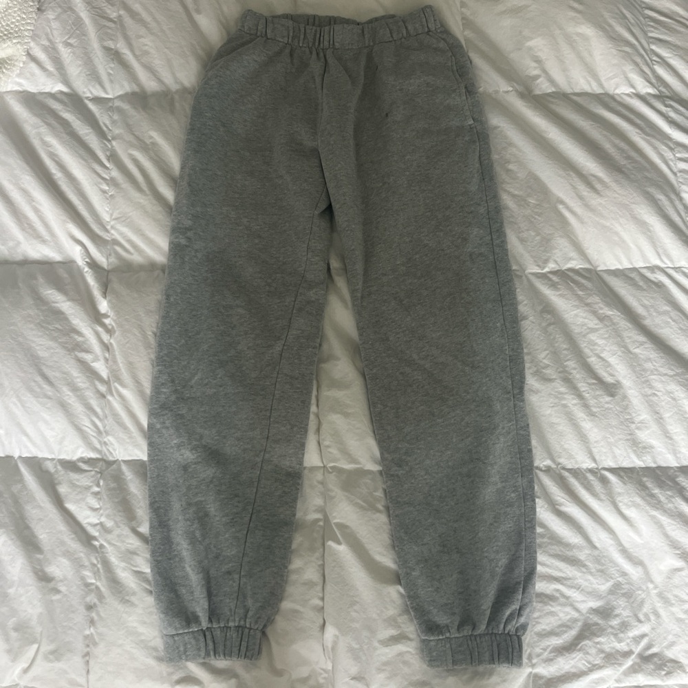 Brandy Melville Rosa Sweatpants
